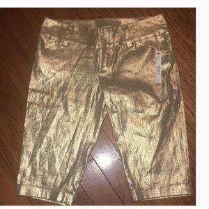 ALICE and OLIVIA Gold Cropped Pants